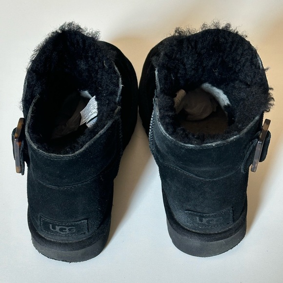 Authentic Ugg Classic Mini Bailey Side Buckle Boots - Picture 3 of 16